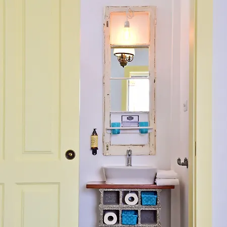 Mercearia D'alegria Boutique Couette-café Peniche